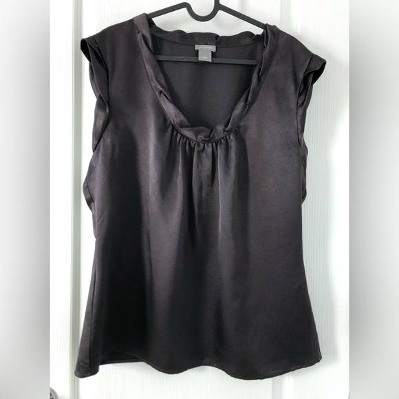 Ann Taylor Tops - Ann Taylor Black Sleeveless Blouse